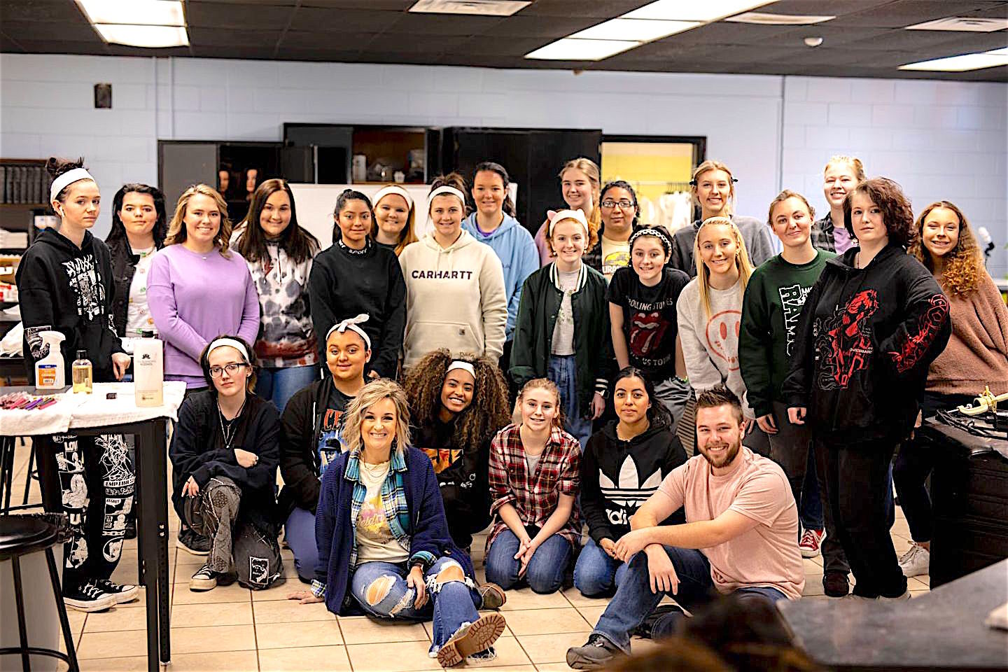 DeKalb Fine Arts collaborates with cosmetology class